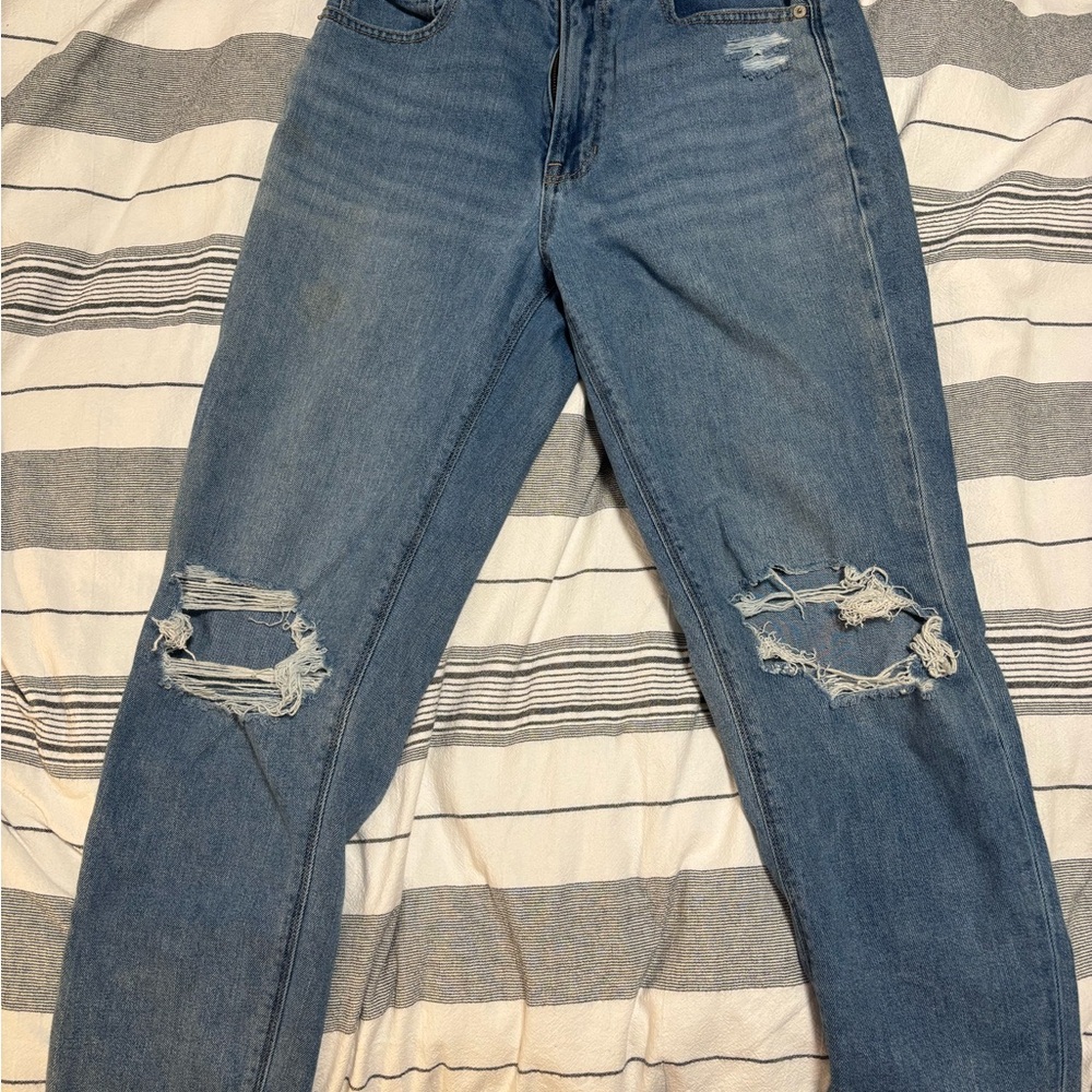 American Eagle Outfitters Blue Distressed Mom Jeans Sz 6